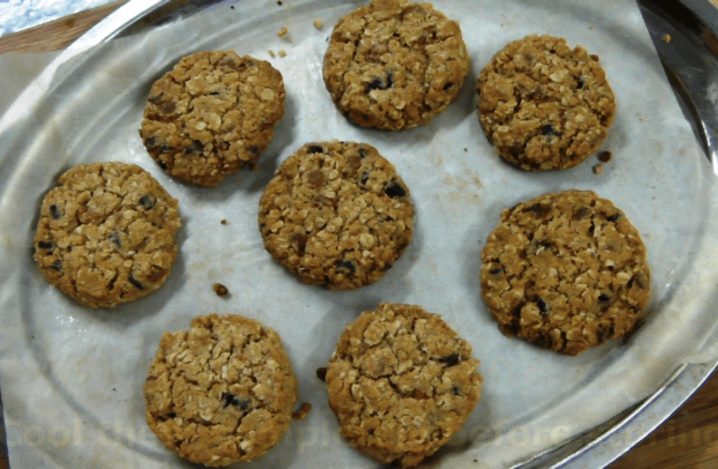 How to Make Breakfast Oatmeal Cookies Recipe