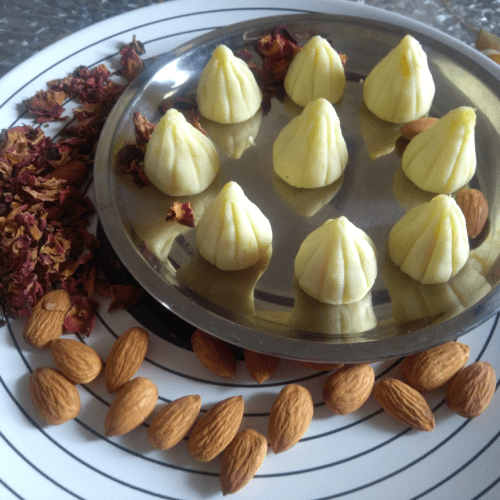 5 Minutes Instant Mawa Modak with Milk Powder | Mawa Modak Recipe