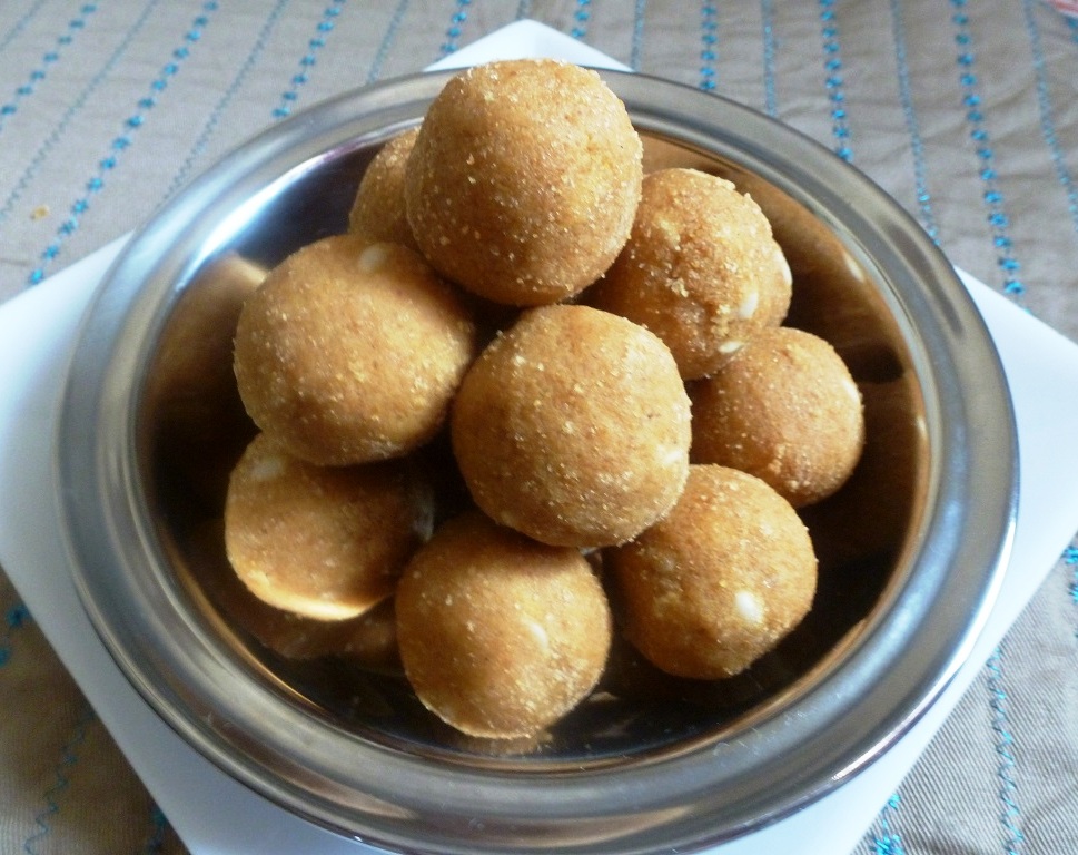 moong dal ladoo recipe