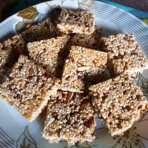 easy til chikki recipe with jaggery