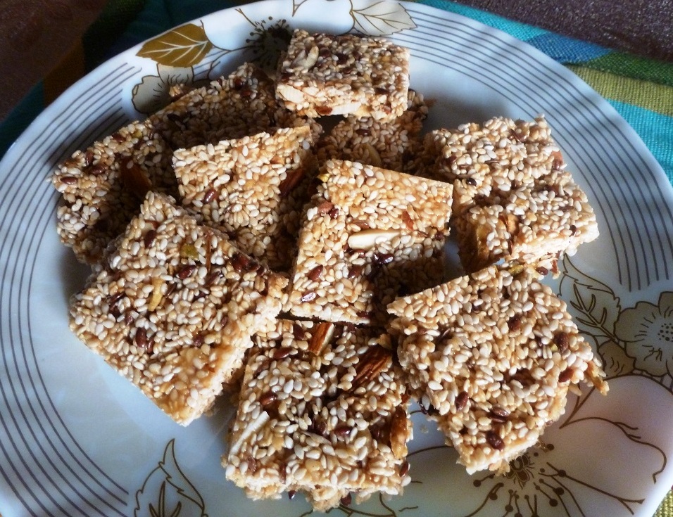 easy til chikki recipe with jaggery