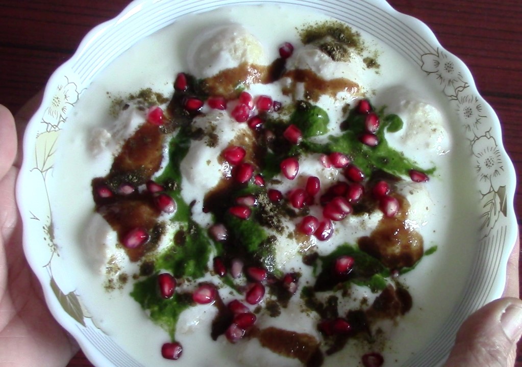 Soft Dahi Bhalla chaat recipe