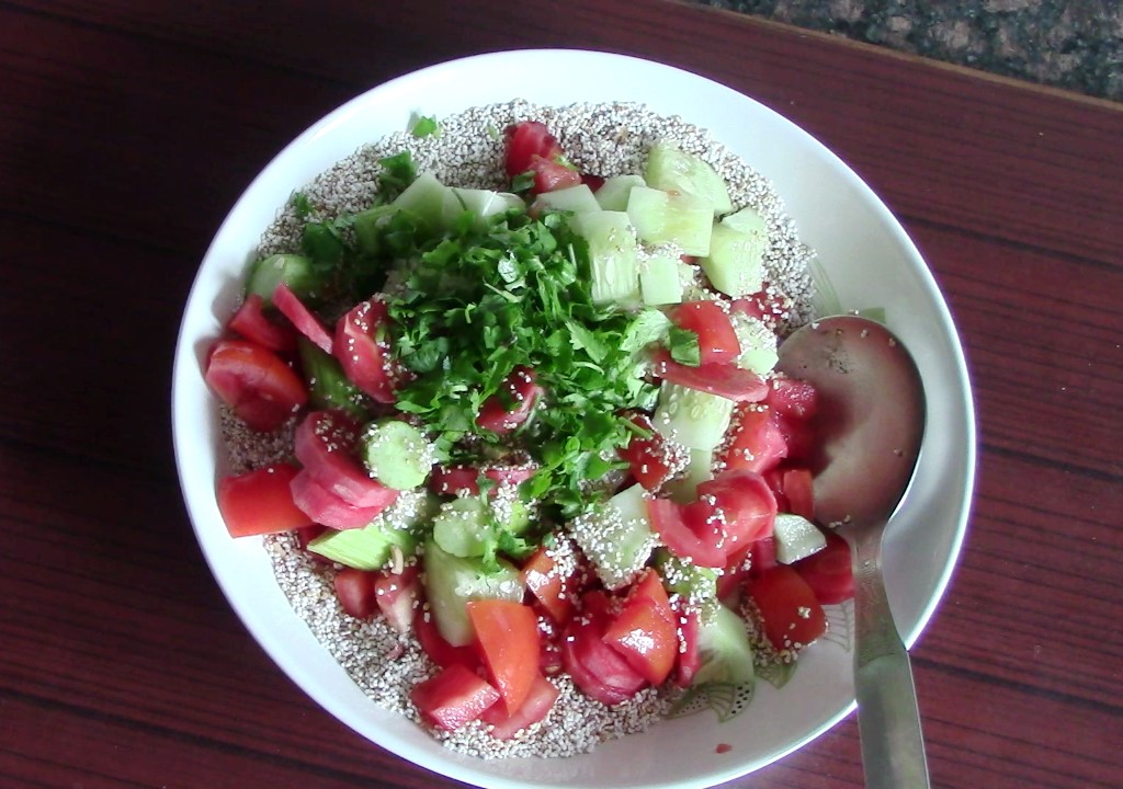 Puffed Amaranth Seeds Salad / Easy Salad Recipe With Puffed Rajgira