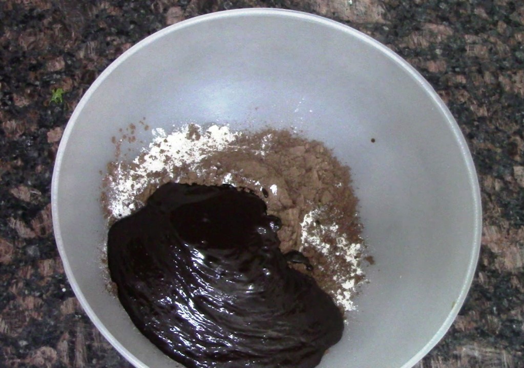 Eggless Triple Chocolate Brownie Cake