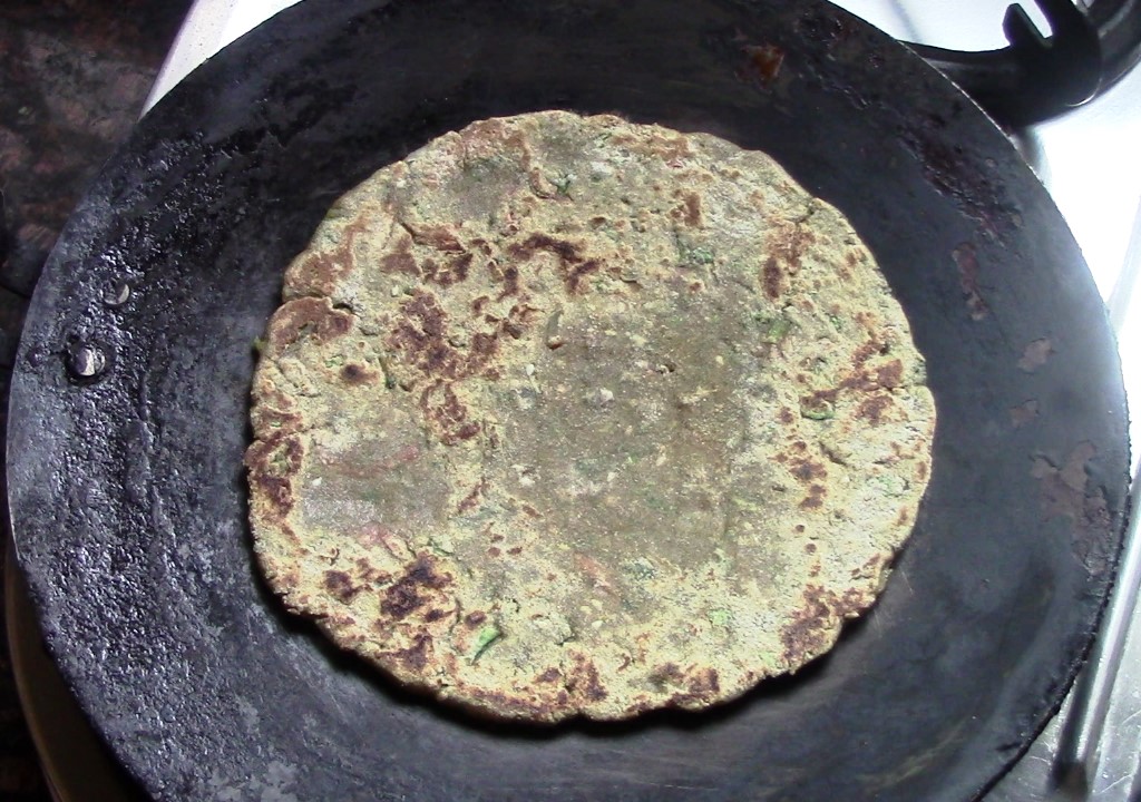 Bajra methi thepla