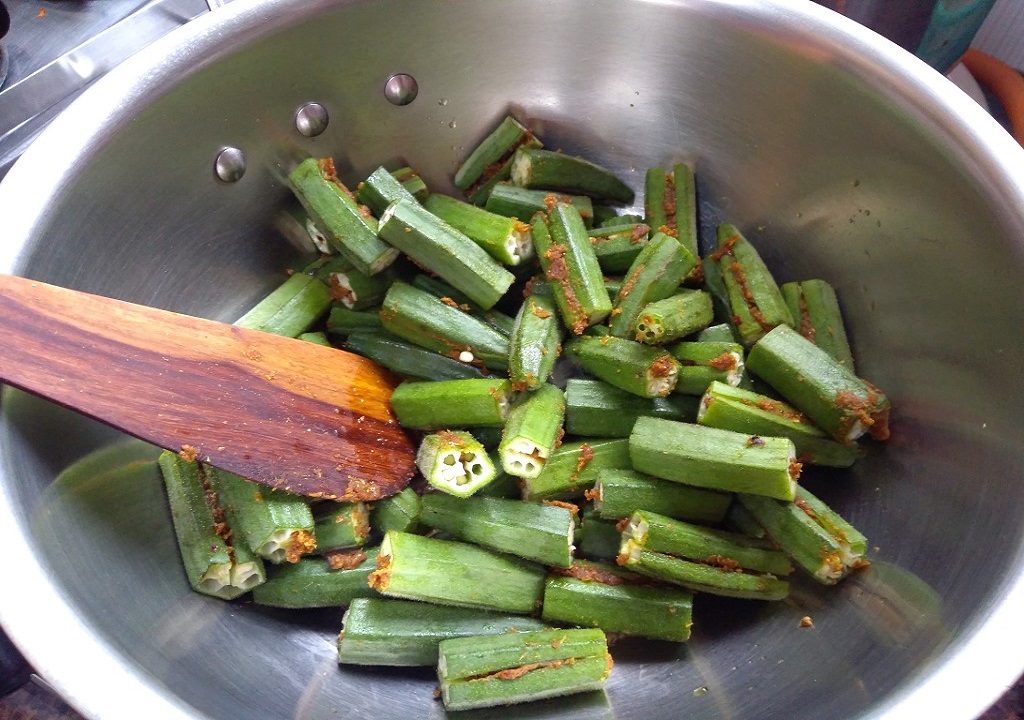 bhindi masala fry