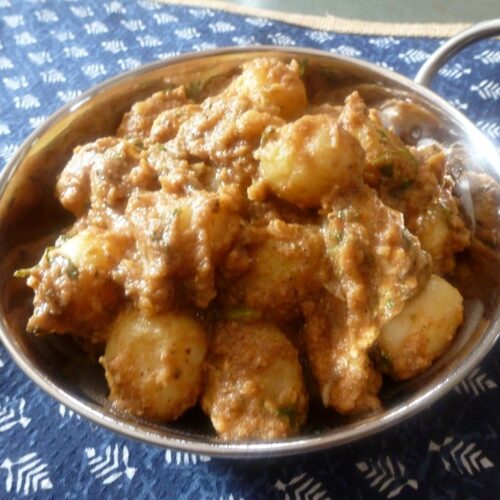 recipe of Kashmiri dum aloo