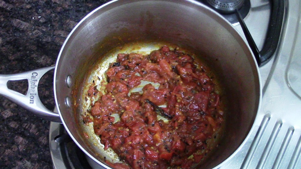 Spicy & Sweet Tomato Chutney Recipe(Bengali Style)