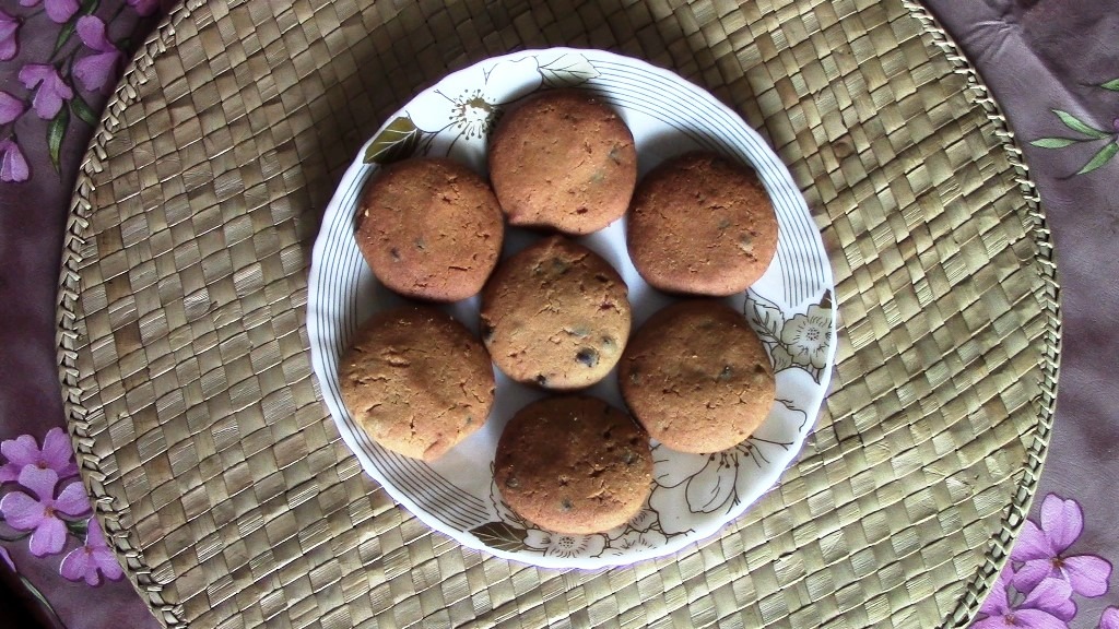 eggless Atta Jaggery Cookies with Chocolate Chips 