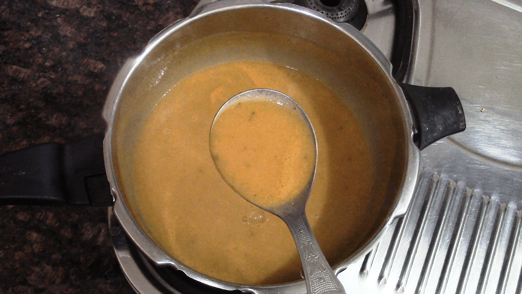 Quick Lauki Carrot Coriander Soup | Healthy Vegetarian Weight Loss Recipes