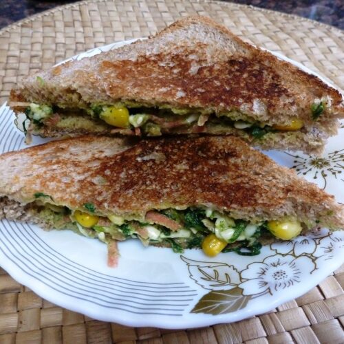 Spinach Corn Cheese Sandwich for Weight Loss
